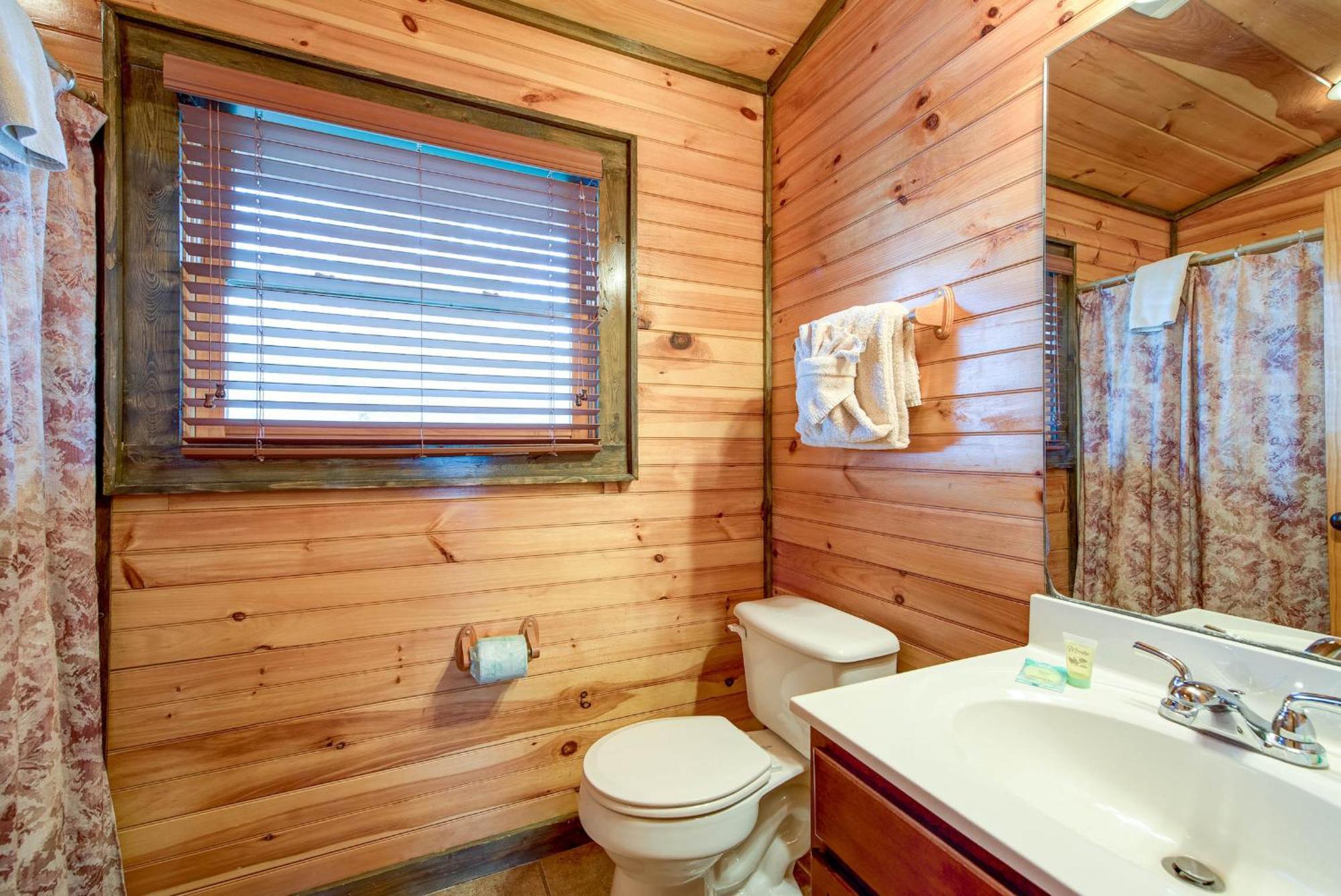 Standing Bear Lodge Gatlinburg Ngoại thất bức ảnh